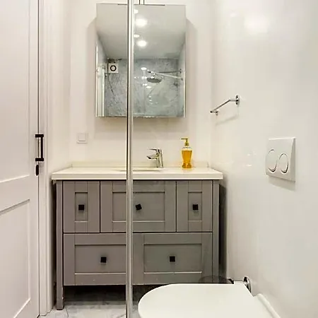 Luxury In Nisantasi מלון 3*